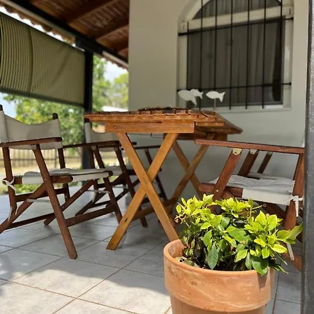G&S Beach House Flogita Exterior foto